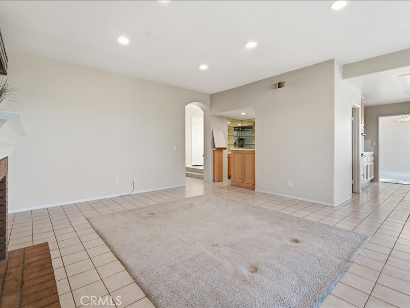 8331 E Hillsdale Property Photo 18