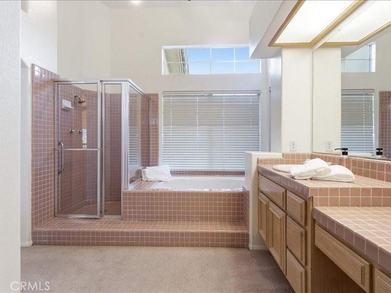8331 E Hillsdale Property Photo 27