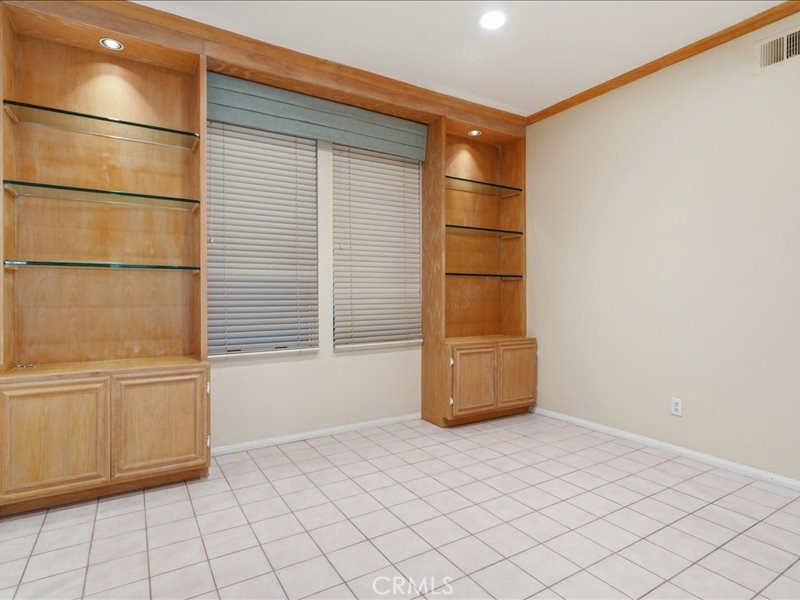 8331 E Hillsdale Property Photo 40