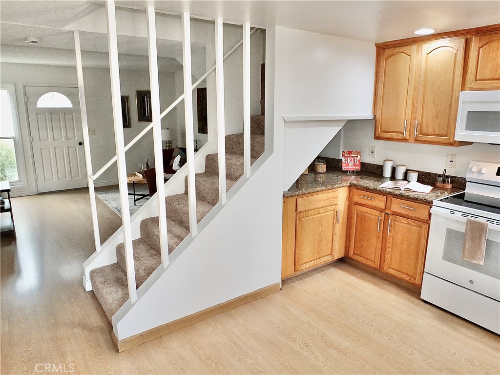 4005 Churchill Court Property Photo 9