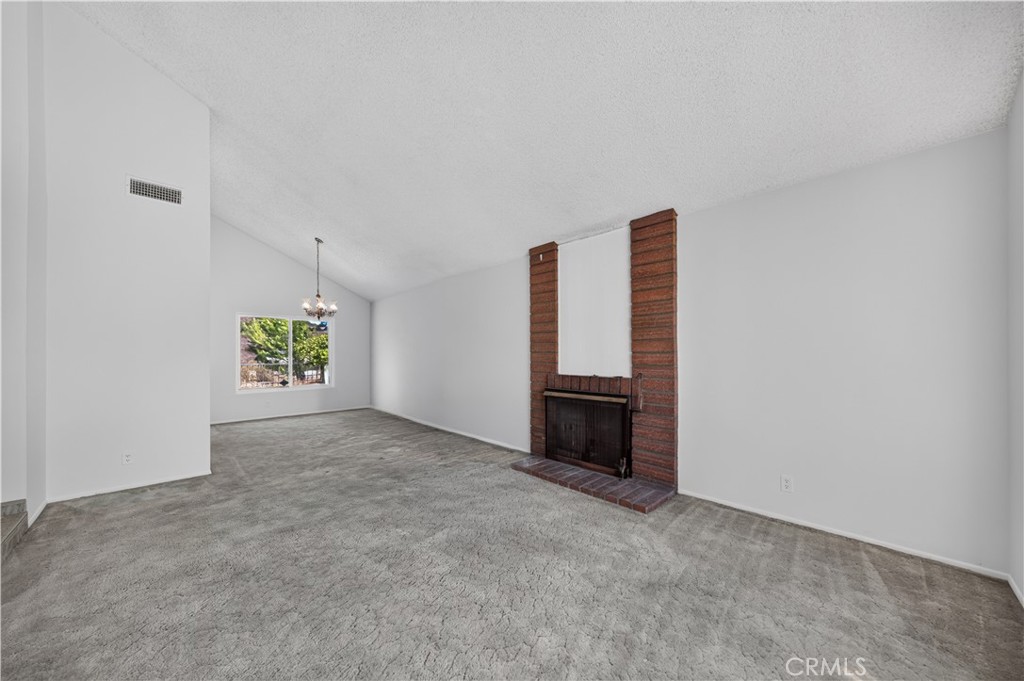 1000 N Madero Street Property Photo 6