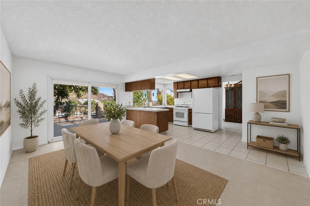 1000 N Madero Street Property Photo 8