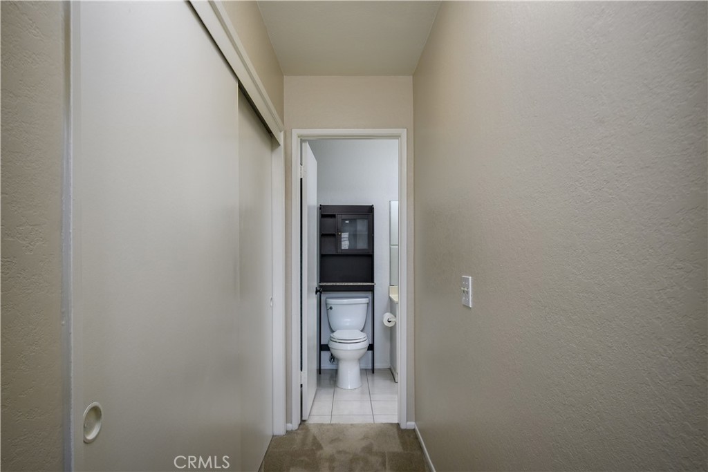 435 W 9th E1 Property Photo 6