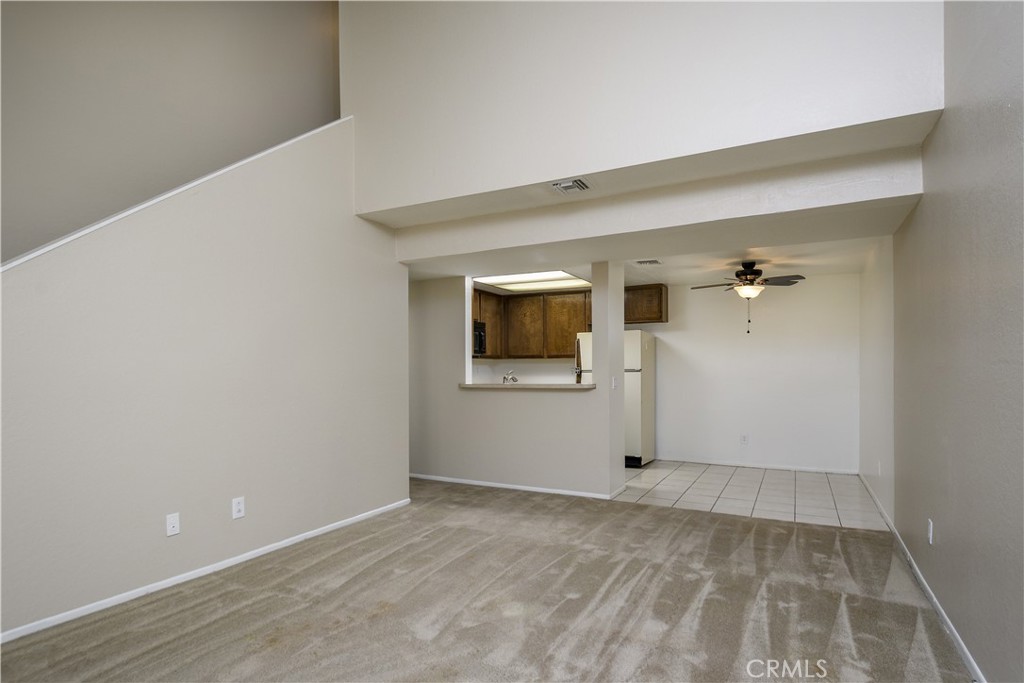 435 W 9th E1 Property Photo 7