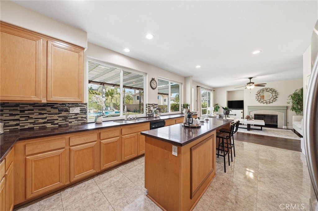 16233 Fieldcrest Court Property Photo 10