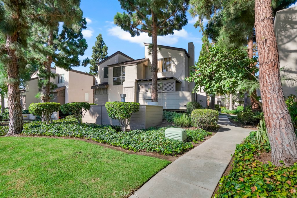 1270 Cabrillo Park Property Photo 1