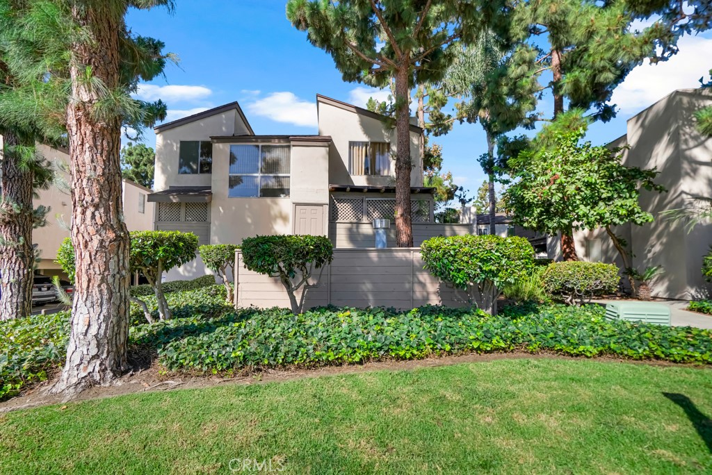 1270 Cabrillo Park Property Photo 2