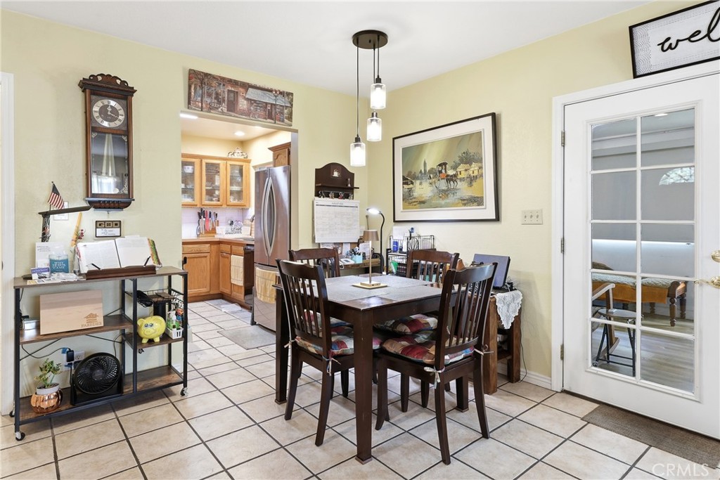 1284 E Florida Property Photo 10