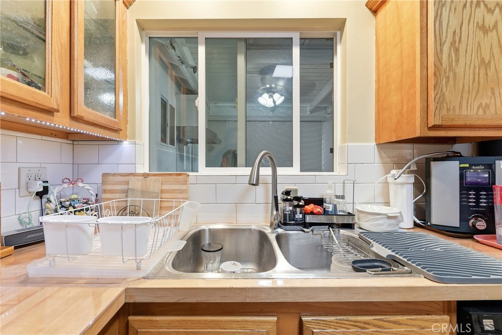 1284 E Florida Property Photo 16