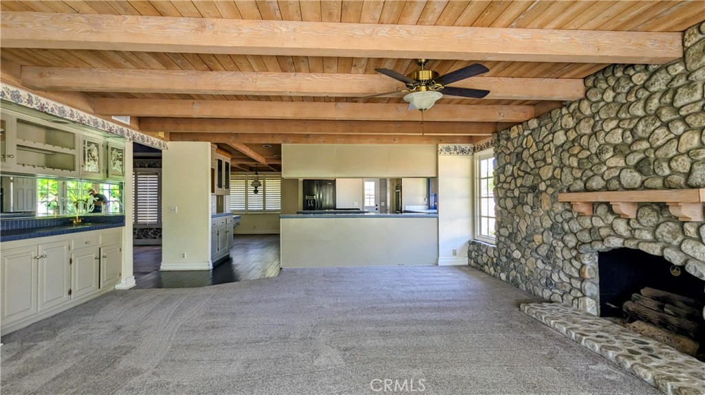 460 S Bridge View Property Photo 7