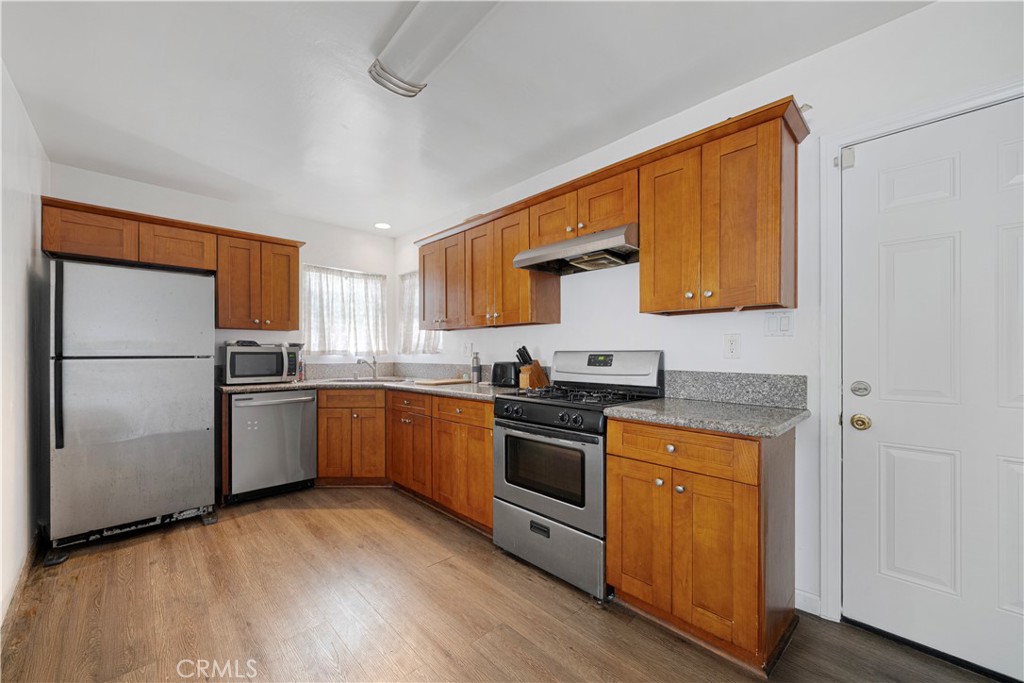 901 W 134th Place Property Photo 8