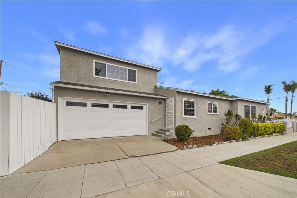741 W Hill Property Photo 1