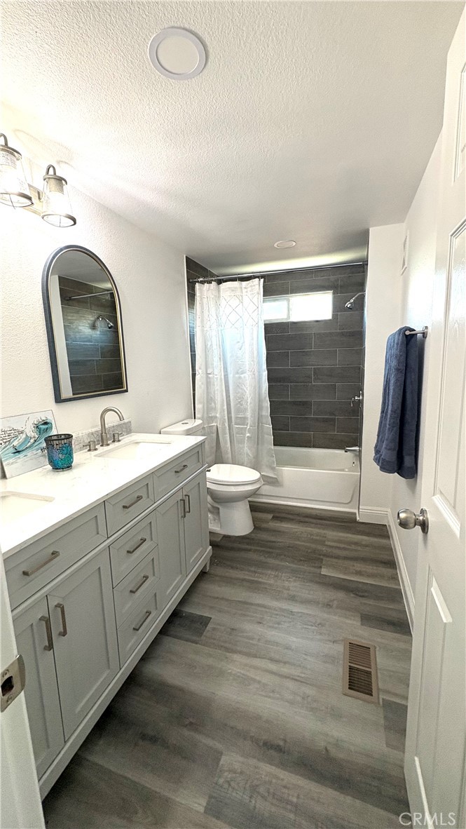 10701 Cedar Avenue 16 Property Photo 5