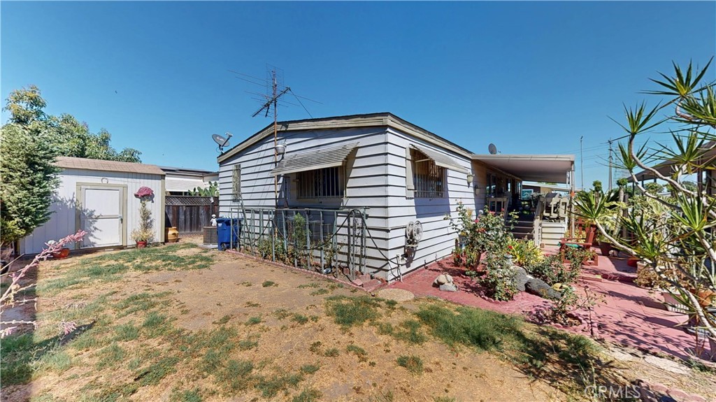 3595 Santa Fe Avenue 112 Property Photo 15