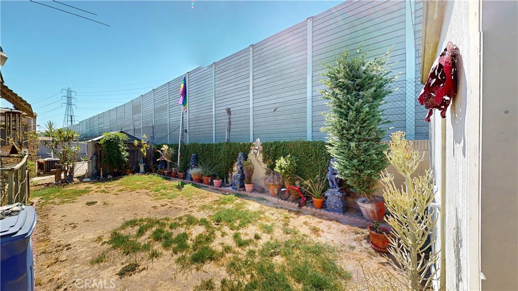 3595 Santa Fe Avenue 112 Property Photo 16