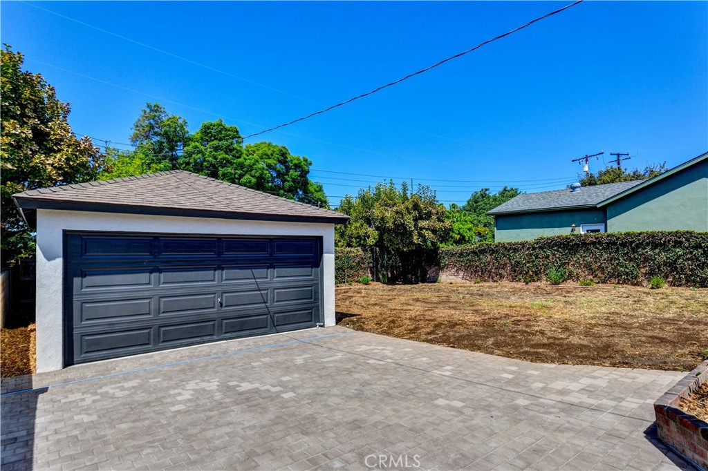 8029 Griffith Property Photo 25