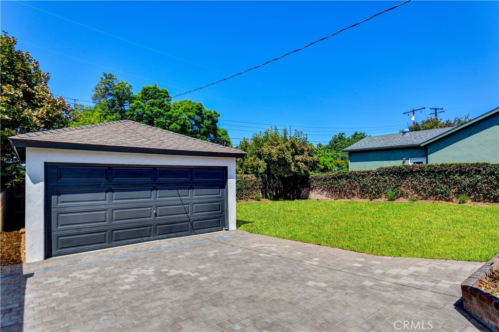 8029 Griffith Property Photo 26