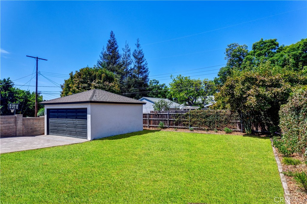 8029 Griffith Property Photo 30