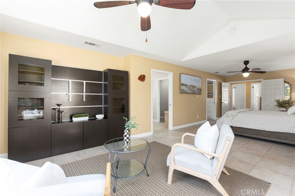 812 De Jur Street Property Photo 16
