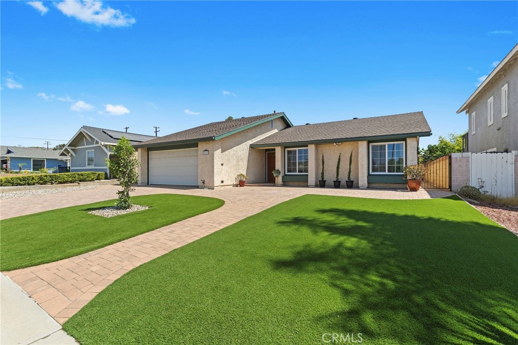 812 De Jur Street Property Photo 25