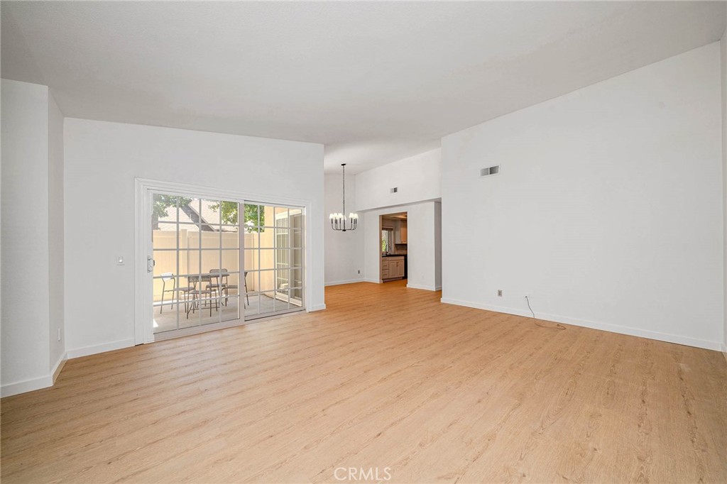 15951 Alta Vista Property Photo 2