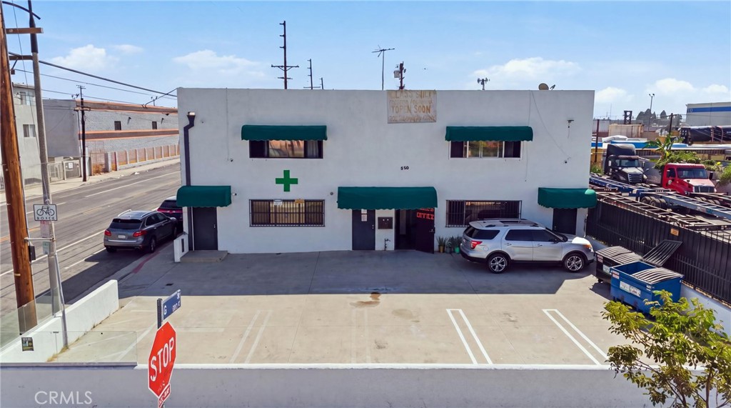 650 Broad Avenue Property Photo 1