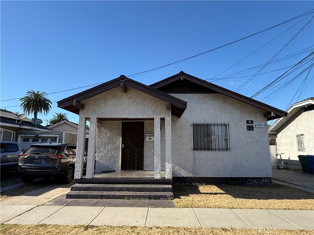 1045 E New York Property Photo 1