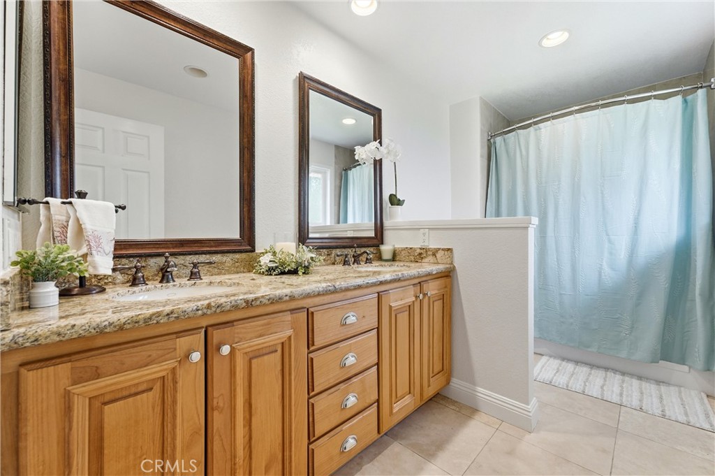 5432 E Willowick Property Photo 45