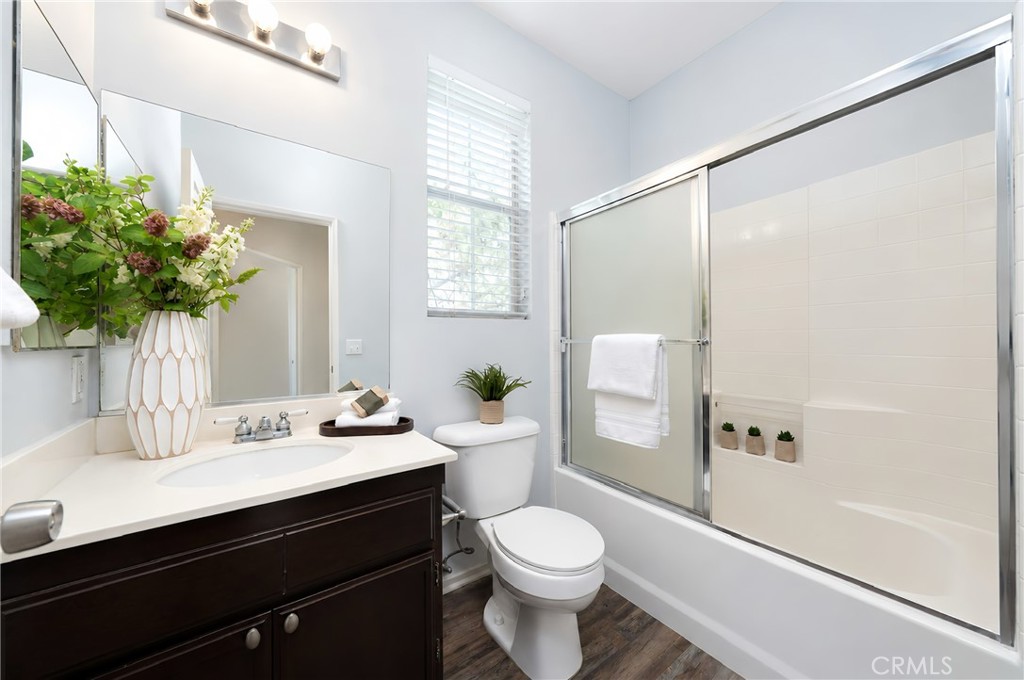 1804 Crescent Oak Property Photo 20