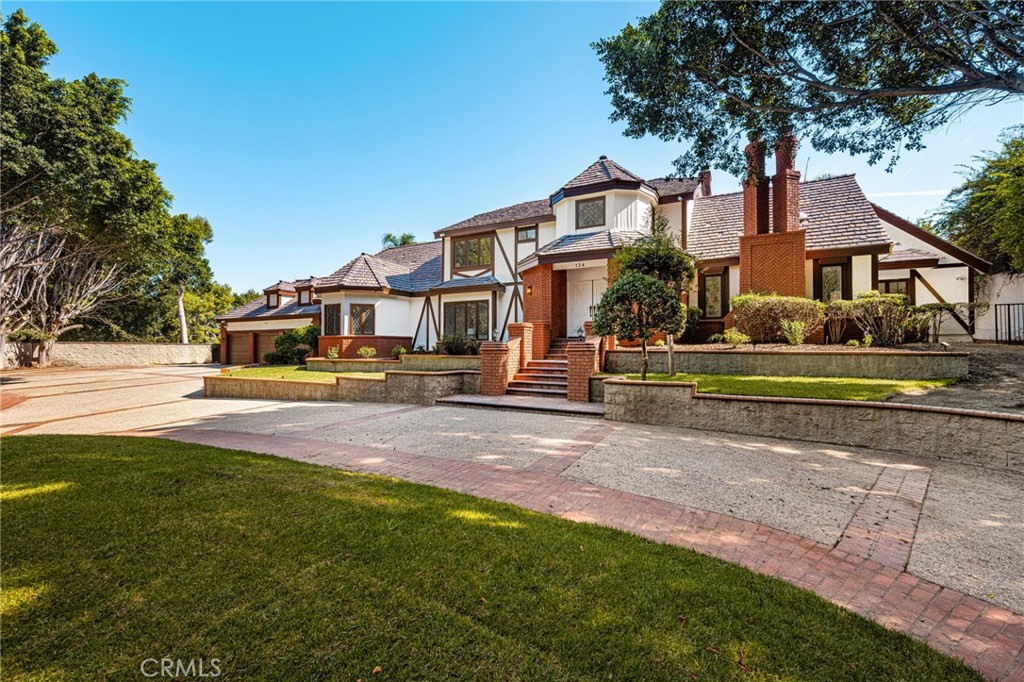 126 S Lakeview Avenue Property Photo 4