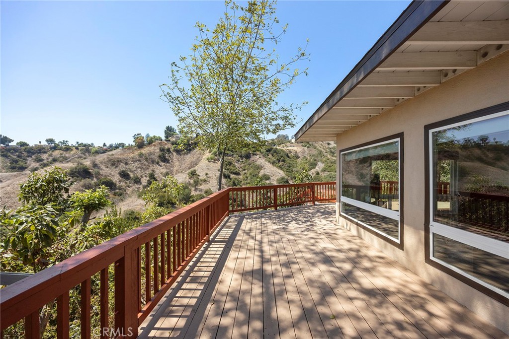 2261 Papaya Drive Property Photo 32