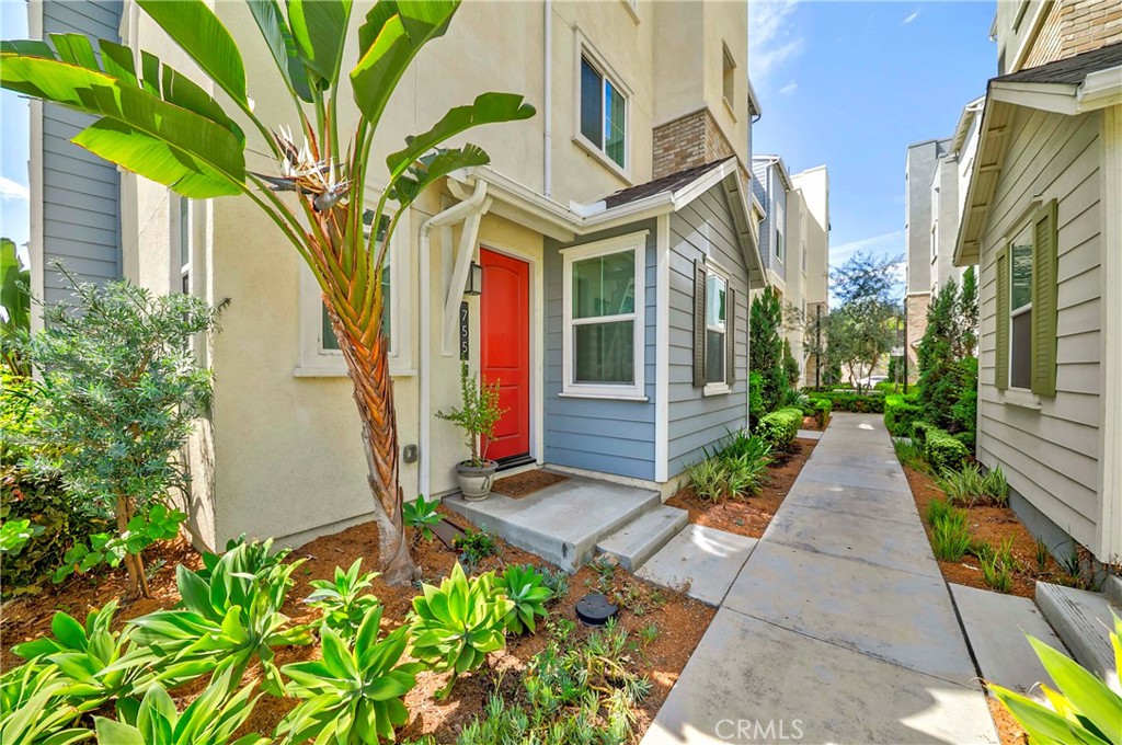 755 S Mosaic Street Property Photo 4