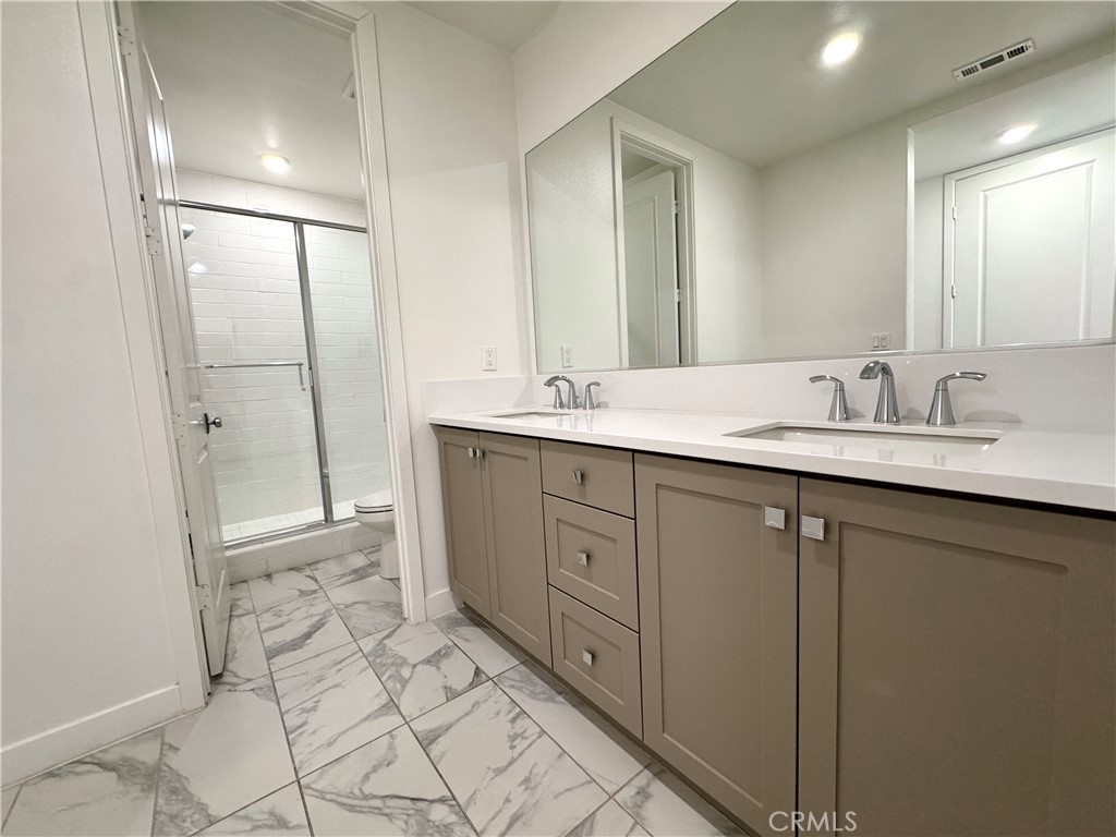 147 Sash Property Photo 7