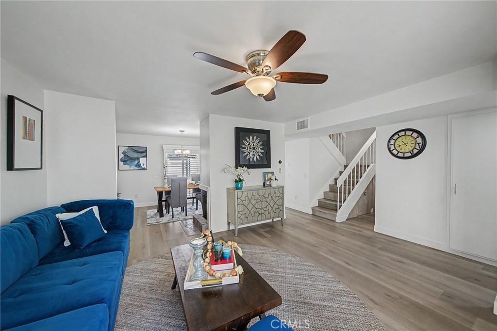 6865 Danvers Drive Property Photo 4
