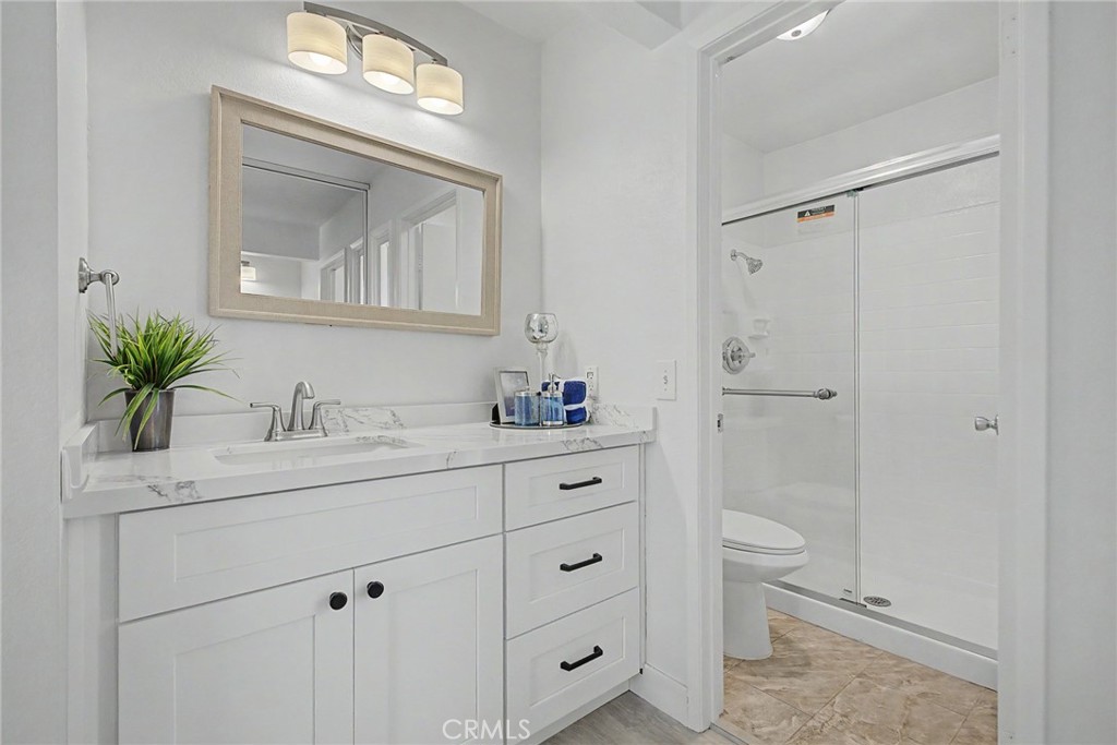 6865 Danvers Drive Property Photo 15