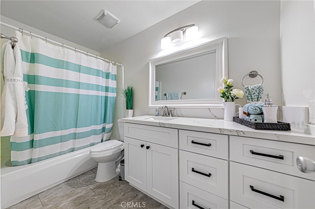 6865 Danvers Drive Property Photo 21