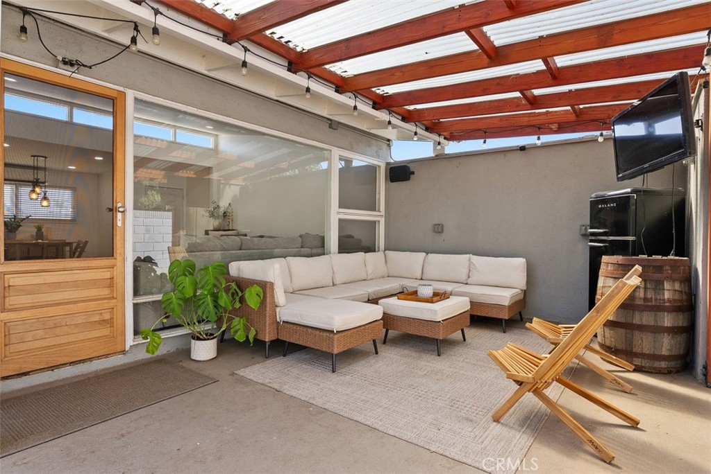 9925 Rutland Avenue Property Photo 23