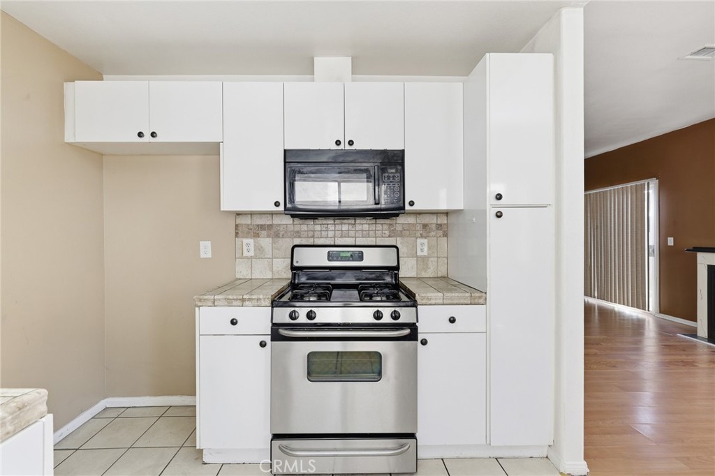 9300 Burnet Avenue 122 Property Photo 18
