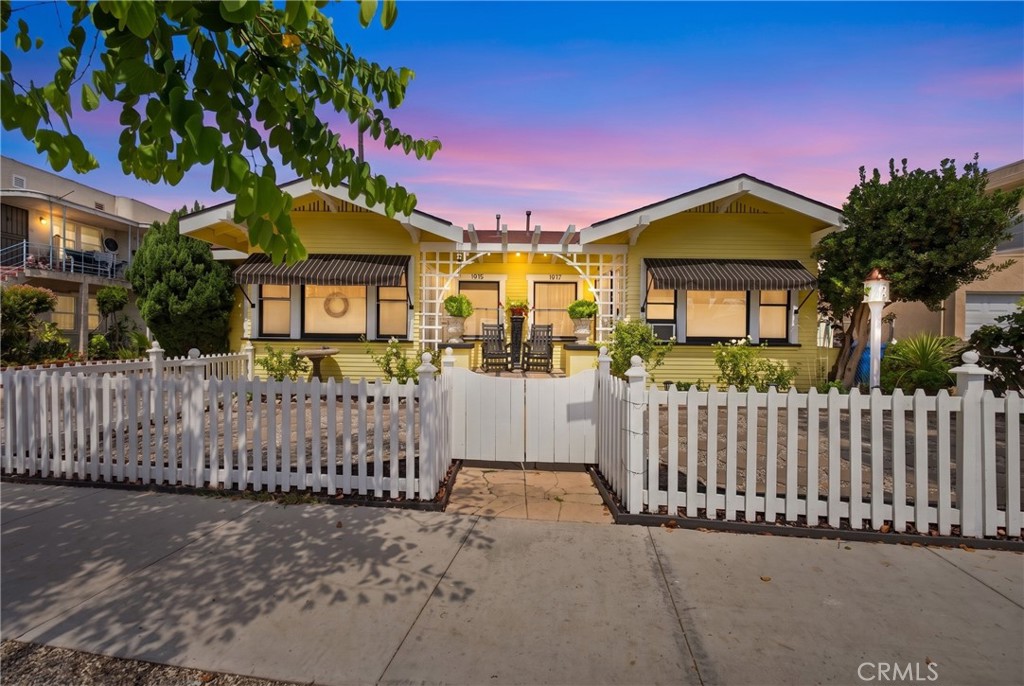 1915 E 3rd Property Photo 2