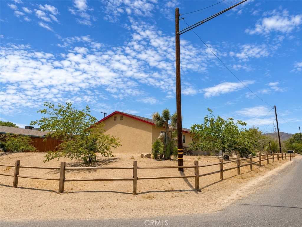 6851 Conejo Property Photo 2