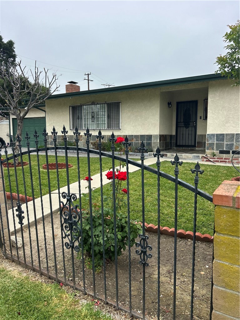 1404 Dawley Property Photo 8