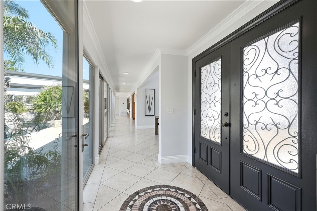 5565 Mountain View Place Property Photo 5