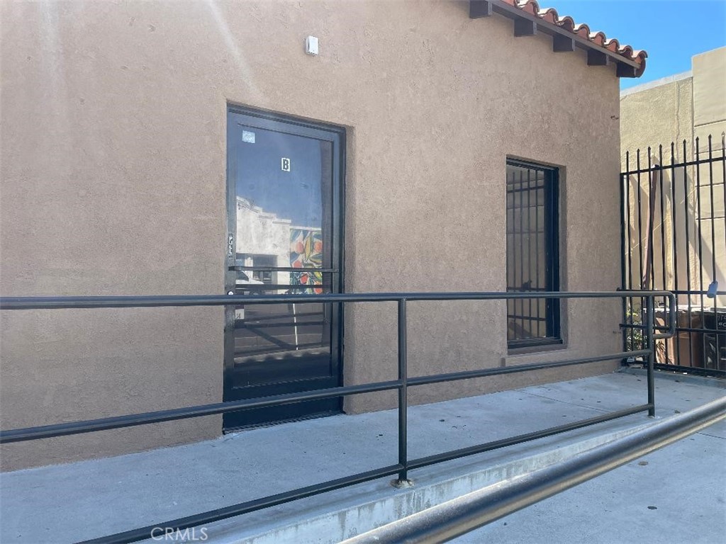 715 N Anaheim Property Photo 1