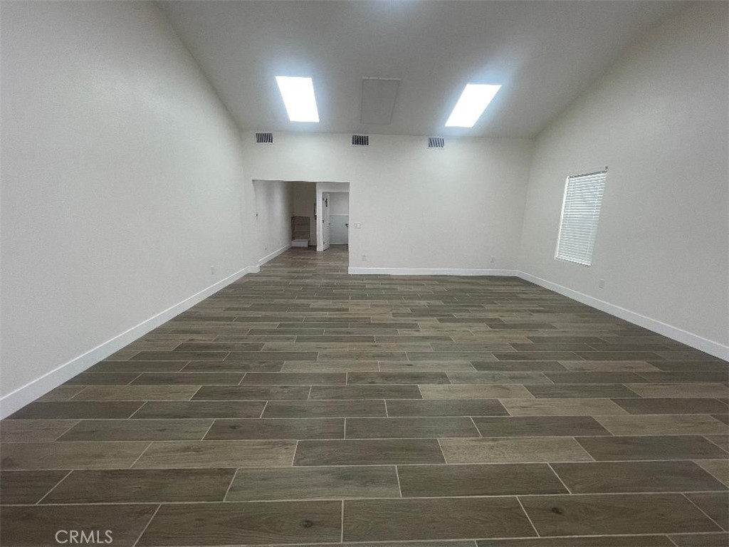 715 N Anaheim Property Photo 2