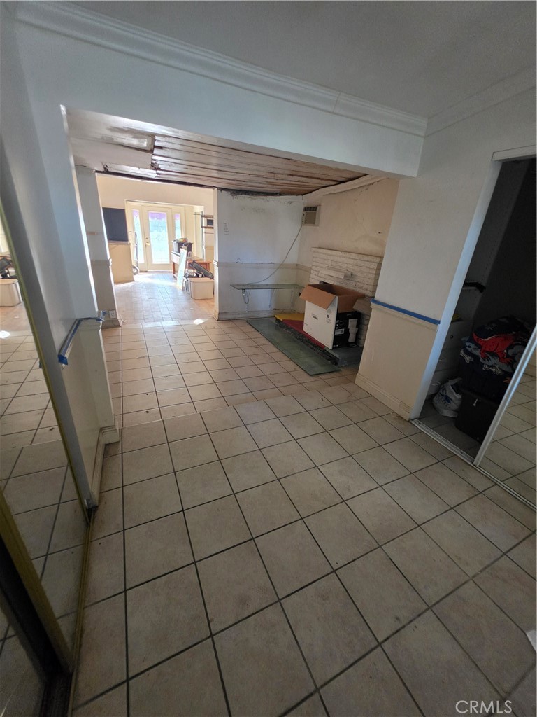 5925 Whitnall Highway Property Photo 28