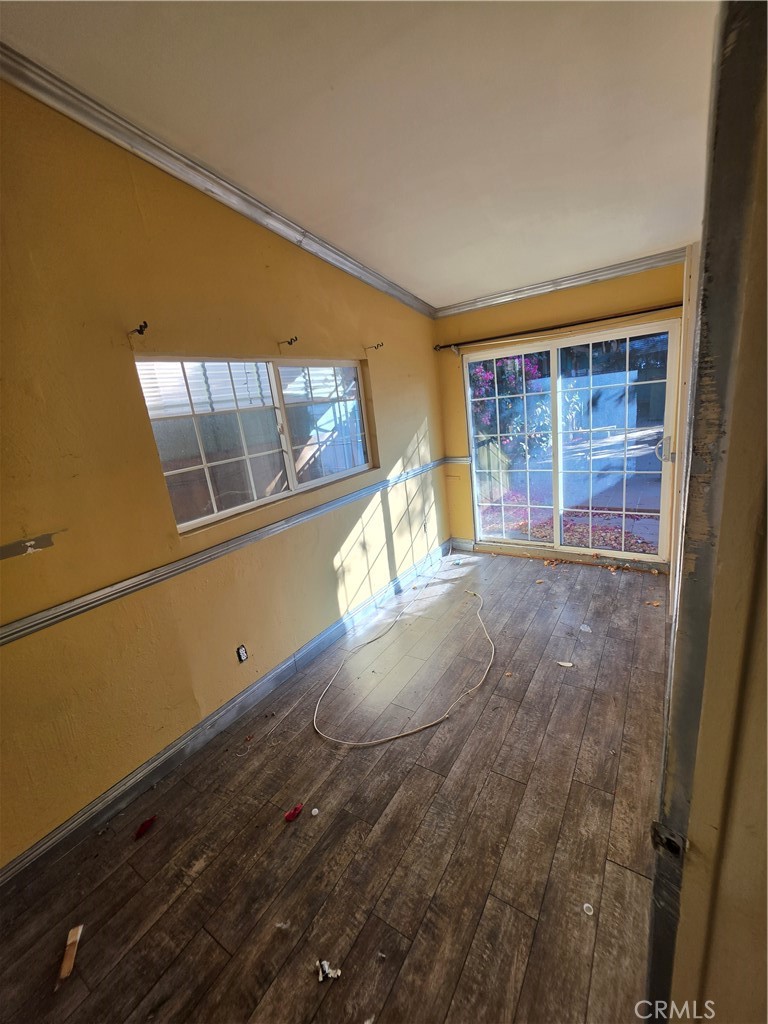 5925 Whitnall Highway Property Photo 33