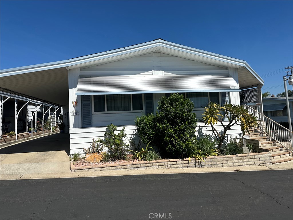 24701 Raymond 195 Property Photo 5