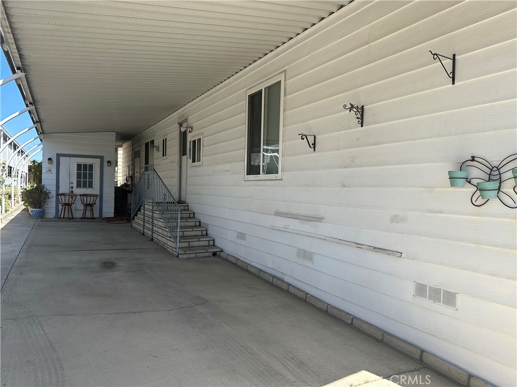 24701 Raymond 195 Property Photo 6