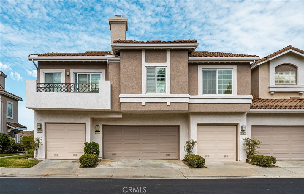 1045 S Daybreak Court Property Photo 2