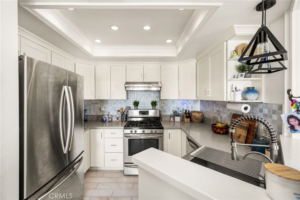 1045 S Daybreak Court Property Photo 18